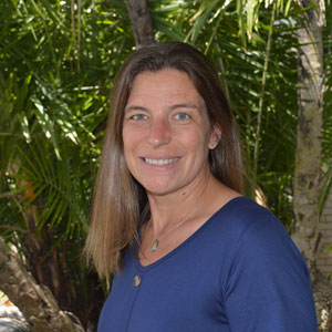 Betsy Lazega